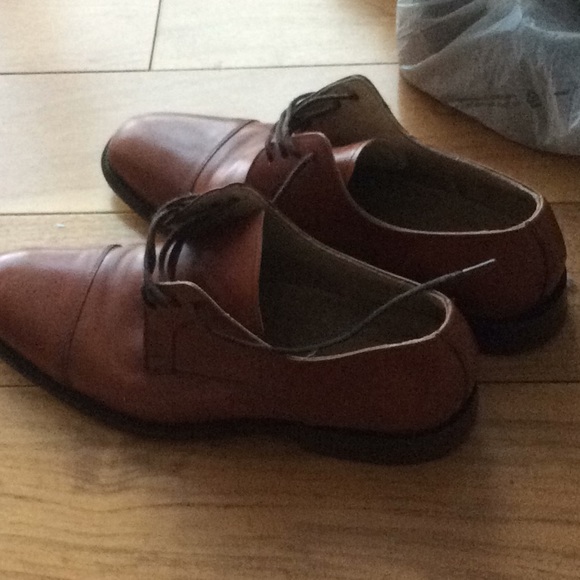 Shoes - Picture 2 of 3